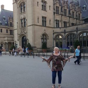 Meet your Posher, Debbie